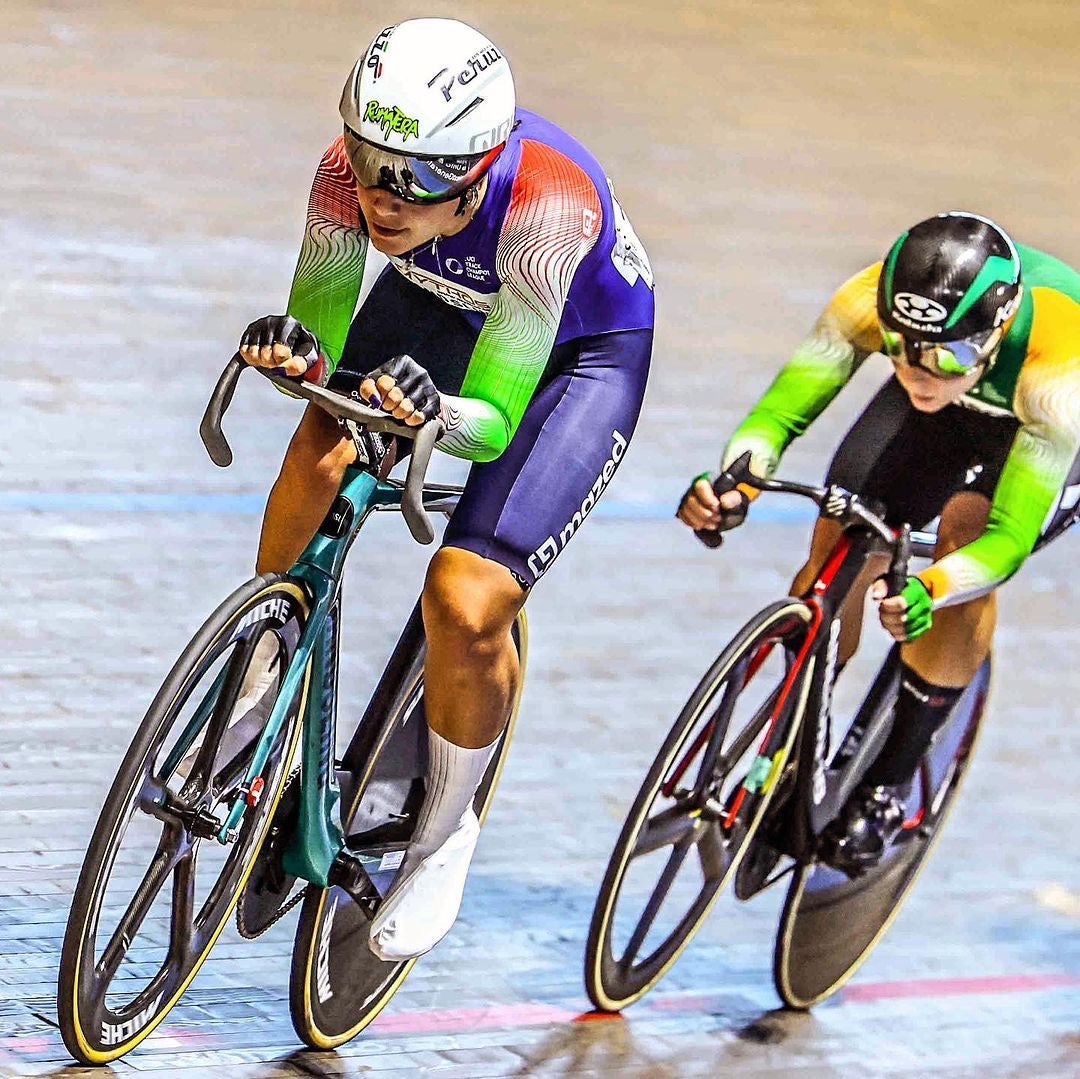 Franci Shows You How with Her Handsling TR3evo