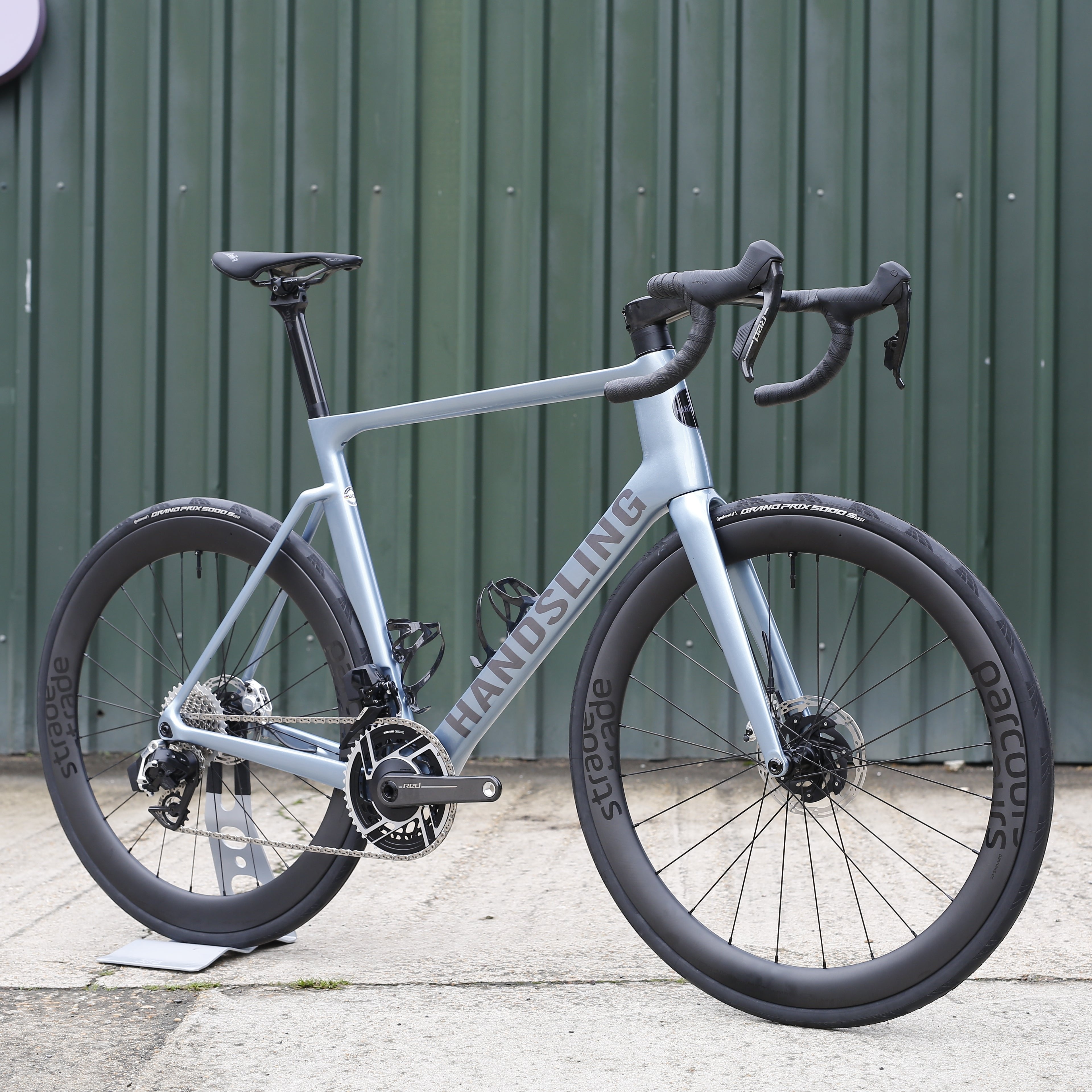 Handsling A1R0evoS SRAM RED AXS E1 Road Bike