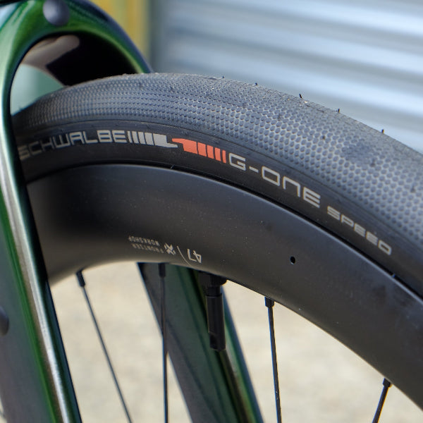 Handsling A1R0evoS SRAM Force AXS Allroad bike