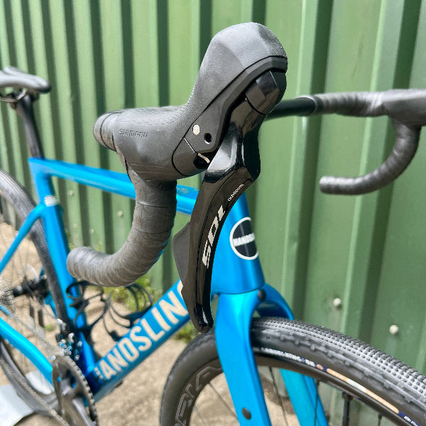 Handsling A1R0evoG Shimano 105 mechanical allroad bike