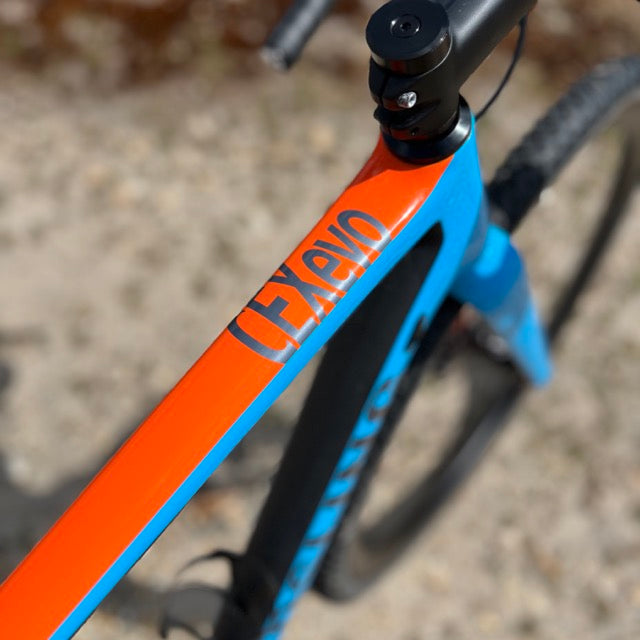 Handsling CEXevo Shimano 105 Mechanical 12-speed Cyclocross Bike