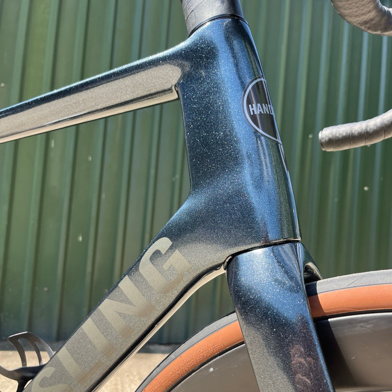 Gunmetal - Frame Colour