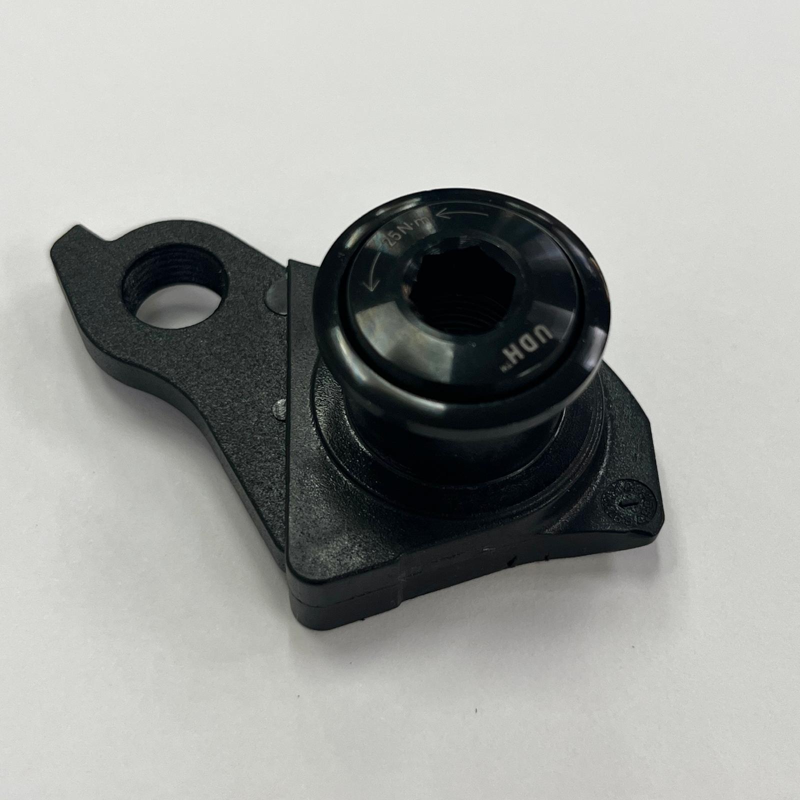 Mech Hangers (A1R0evoG)