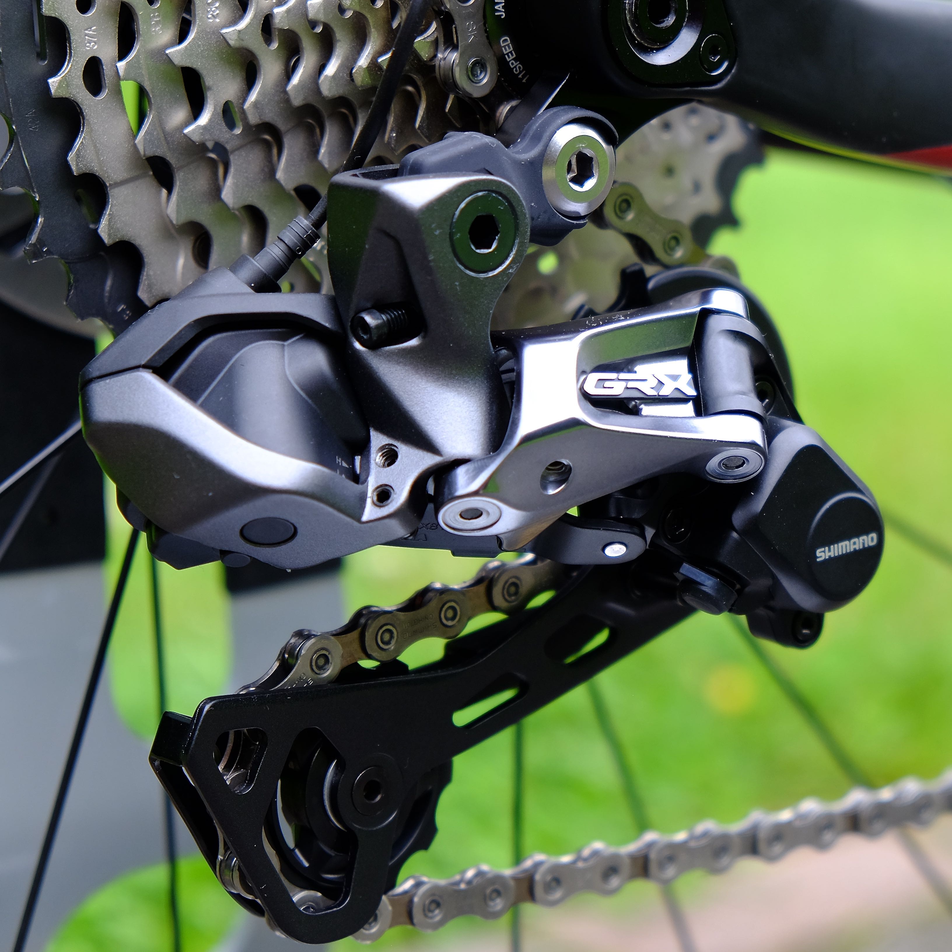 Handsling CEXevo Shimano GRX Di2 11-speed Gravel Bike