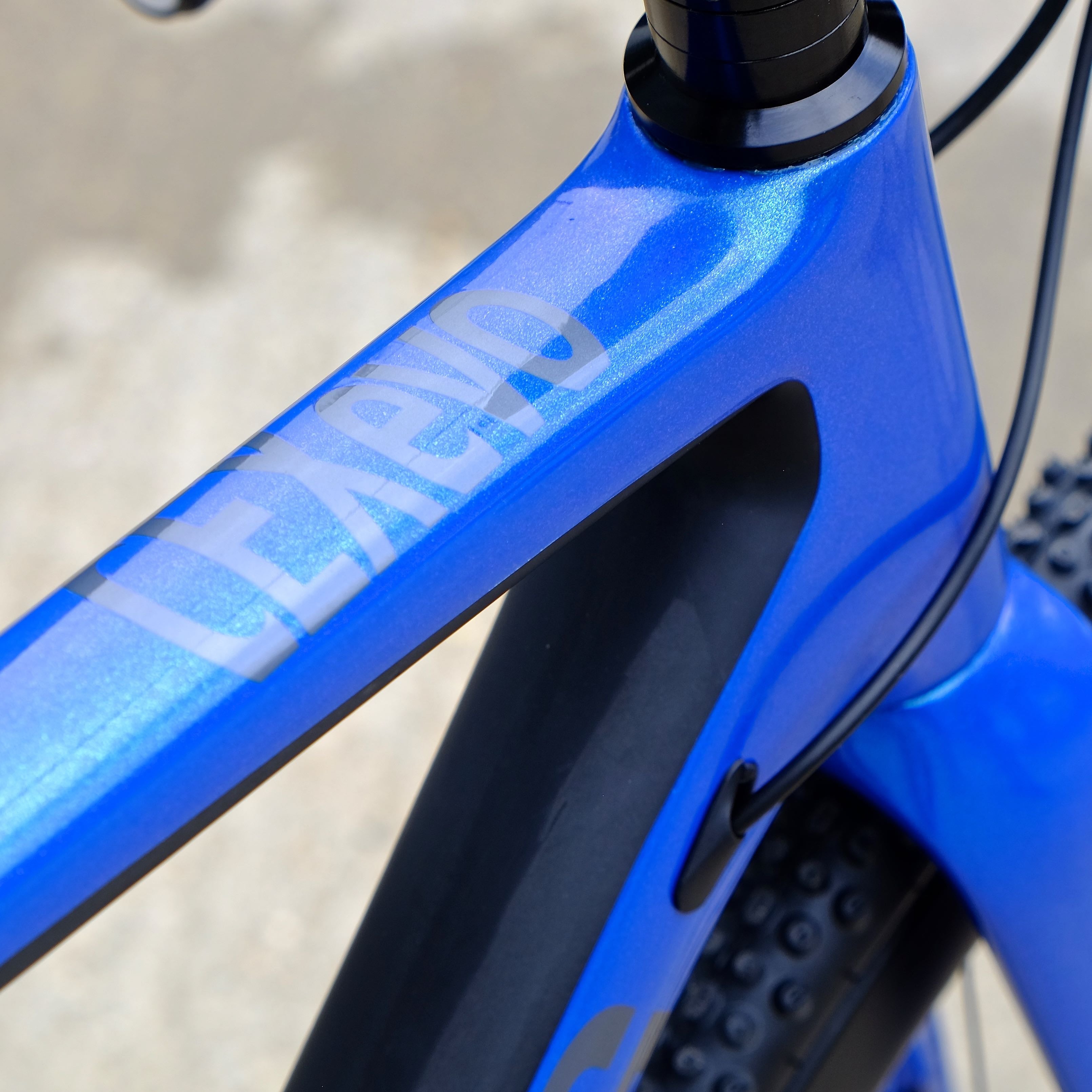 Handsling CEXevo Shimano GRX 11-speed Gravel Bike