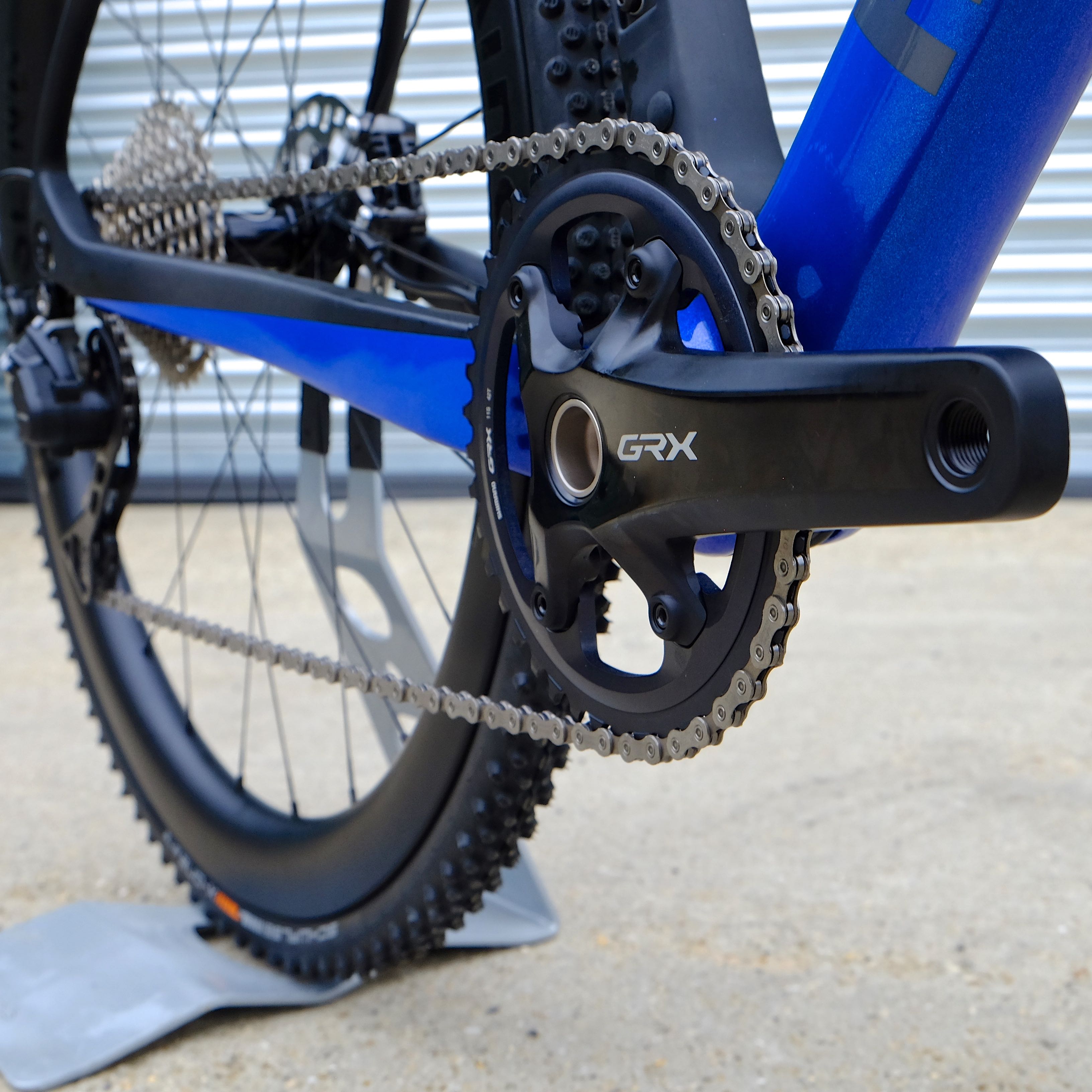 Handsling CEXevo Shimano GRX 11-speed Gravel Bike