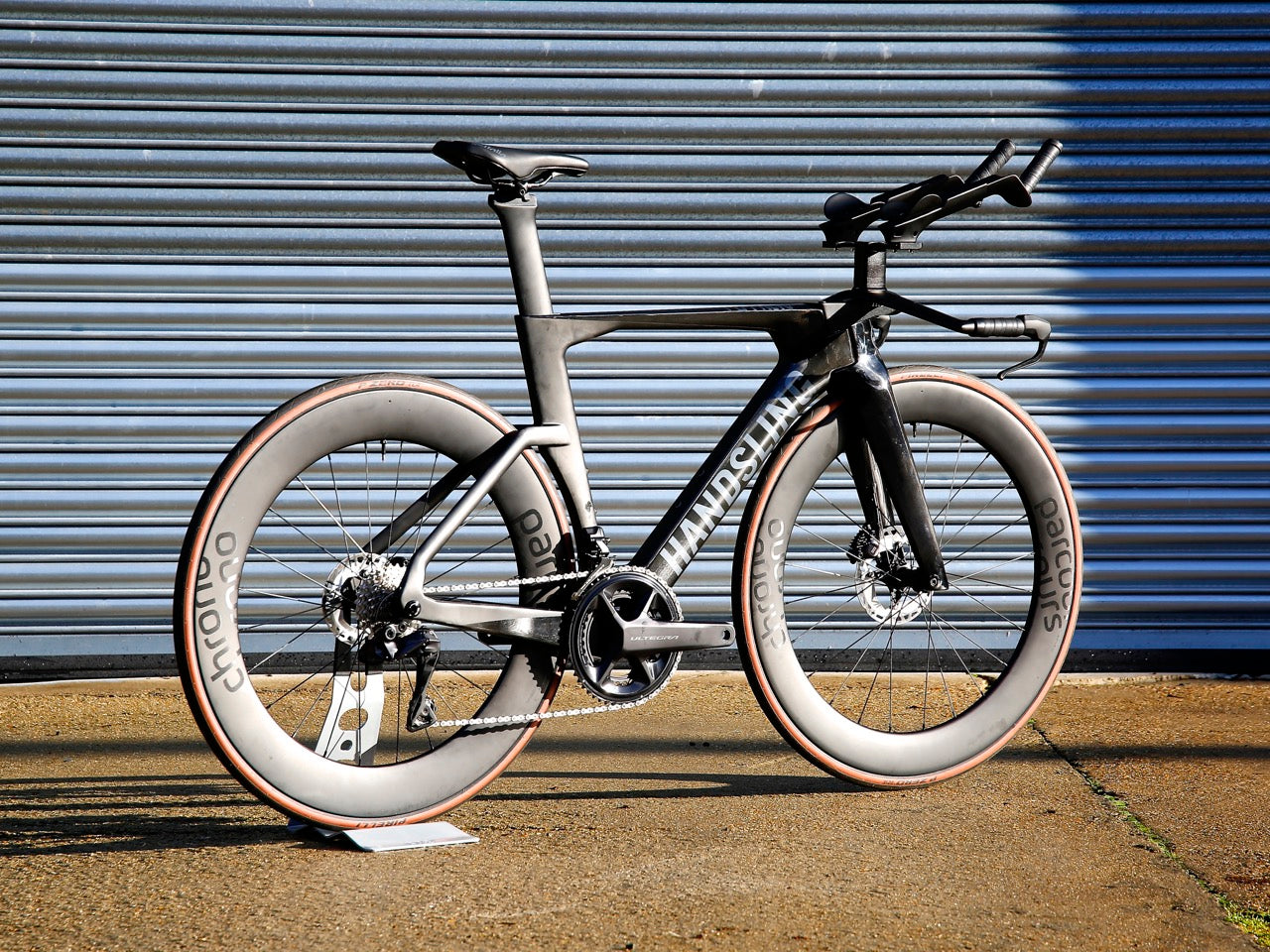 Handsling launches TSTRevo time trial frame