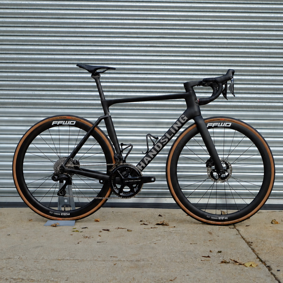 Handsling A1R0evoS Shimano Dura-Ace Road Bike - Quick Build