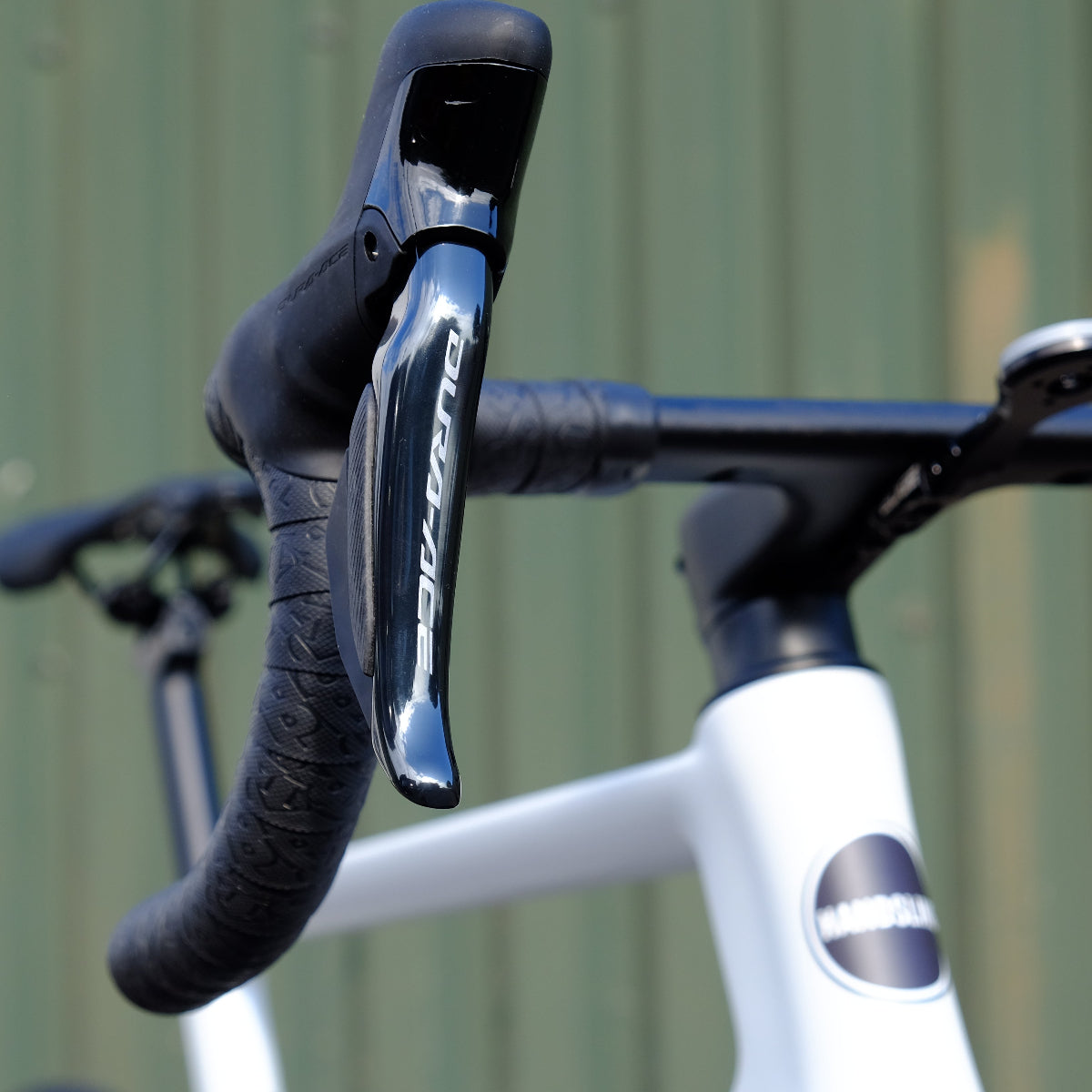 Handsling A1R0evoG Shimano Dura Ace Allroad bike in Pearl White