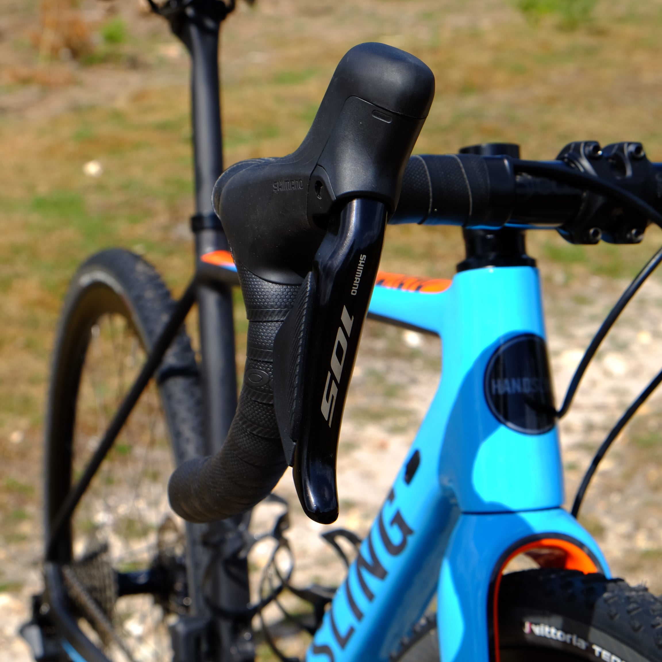 Handsling CEXevo Shimano 105 Mechanical 12-speed Cyclocross Bike