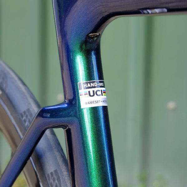 Handsling A1R0evoS Shimano Ultegra Di2 road bike in Marine Dream colour. 