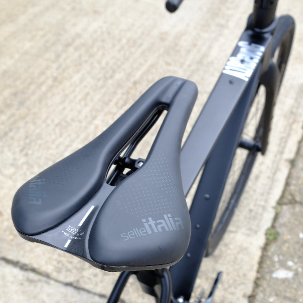Handsling A1R0evoG SRAM RIVAL XPLR AXS E1 Gravel Bike