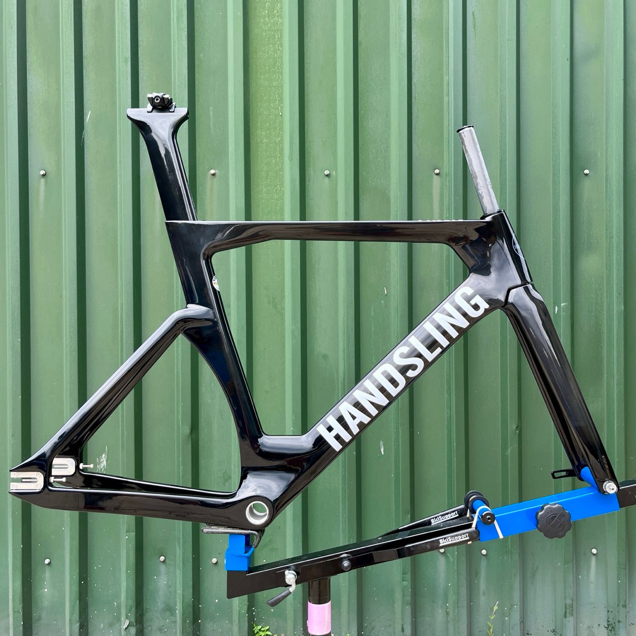 Handsling TR3evo Track Frame - Gloss Black Carbon