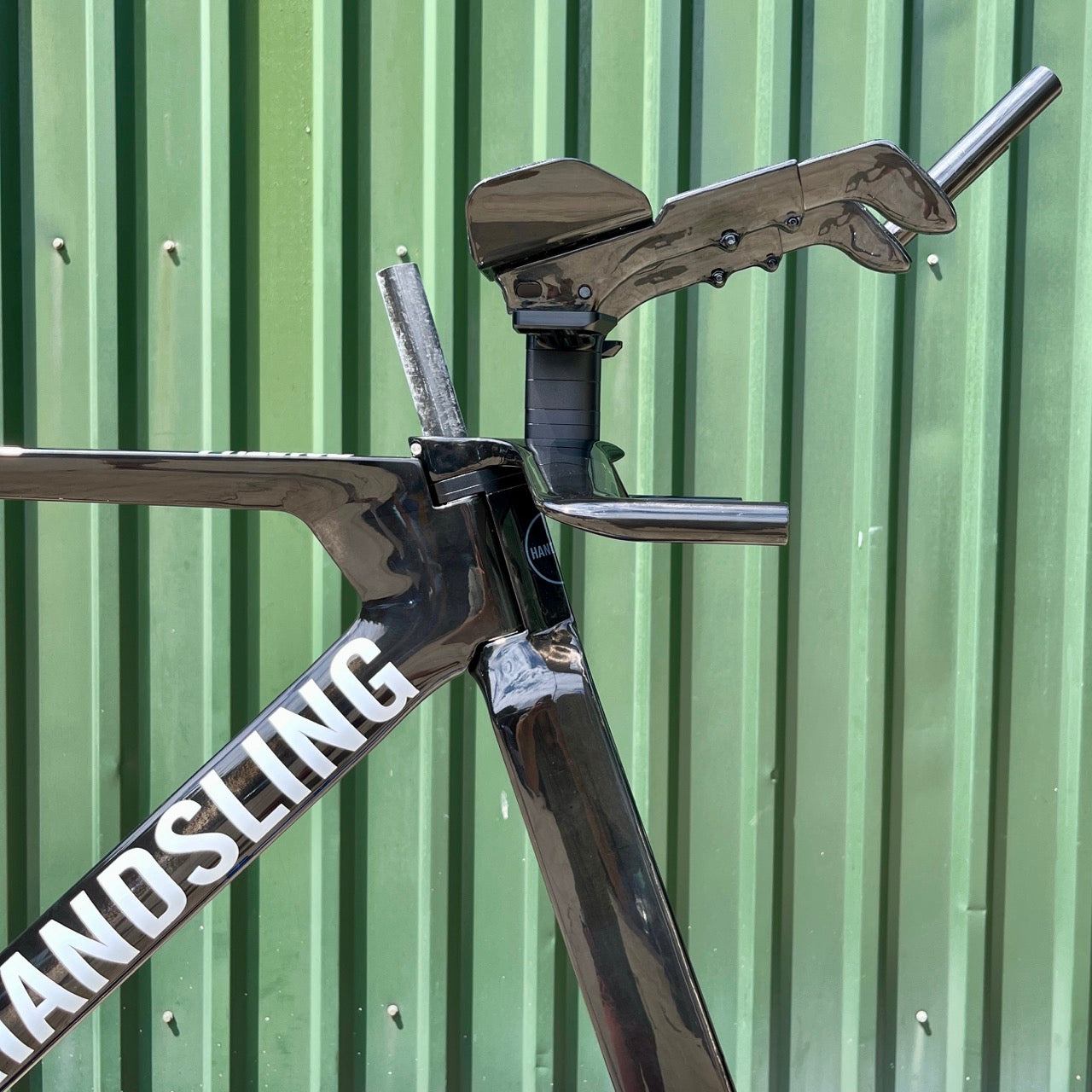 Handsling TR2evoP Track Pursuit Frame - Gloss Black Carbon